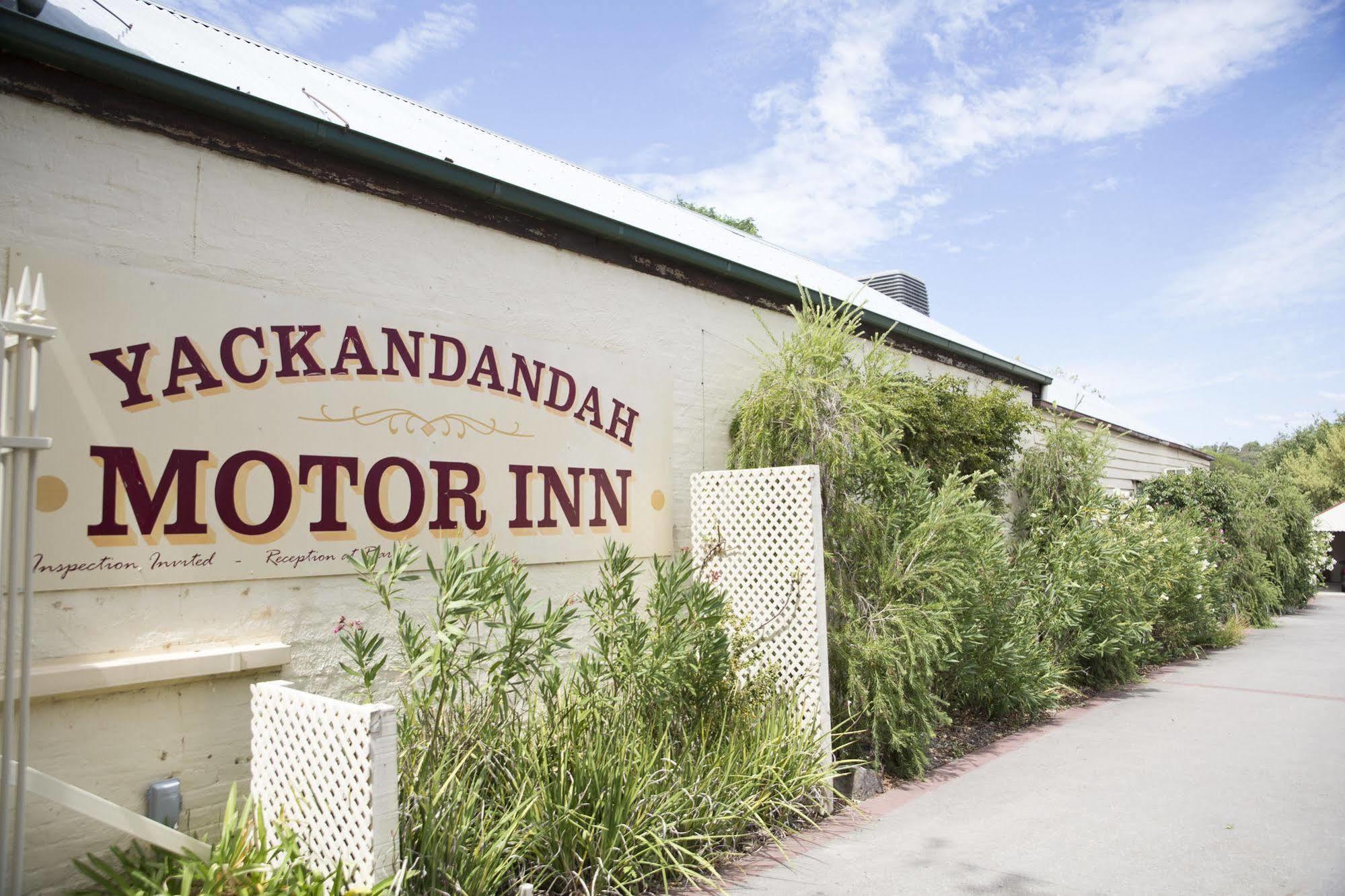 Yackandandah Central 外观 照片