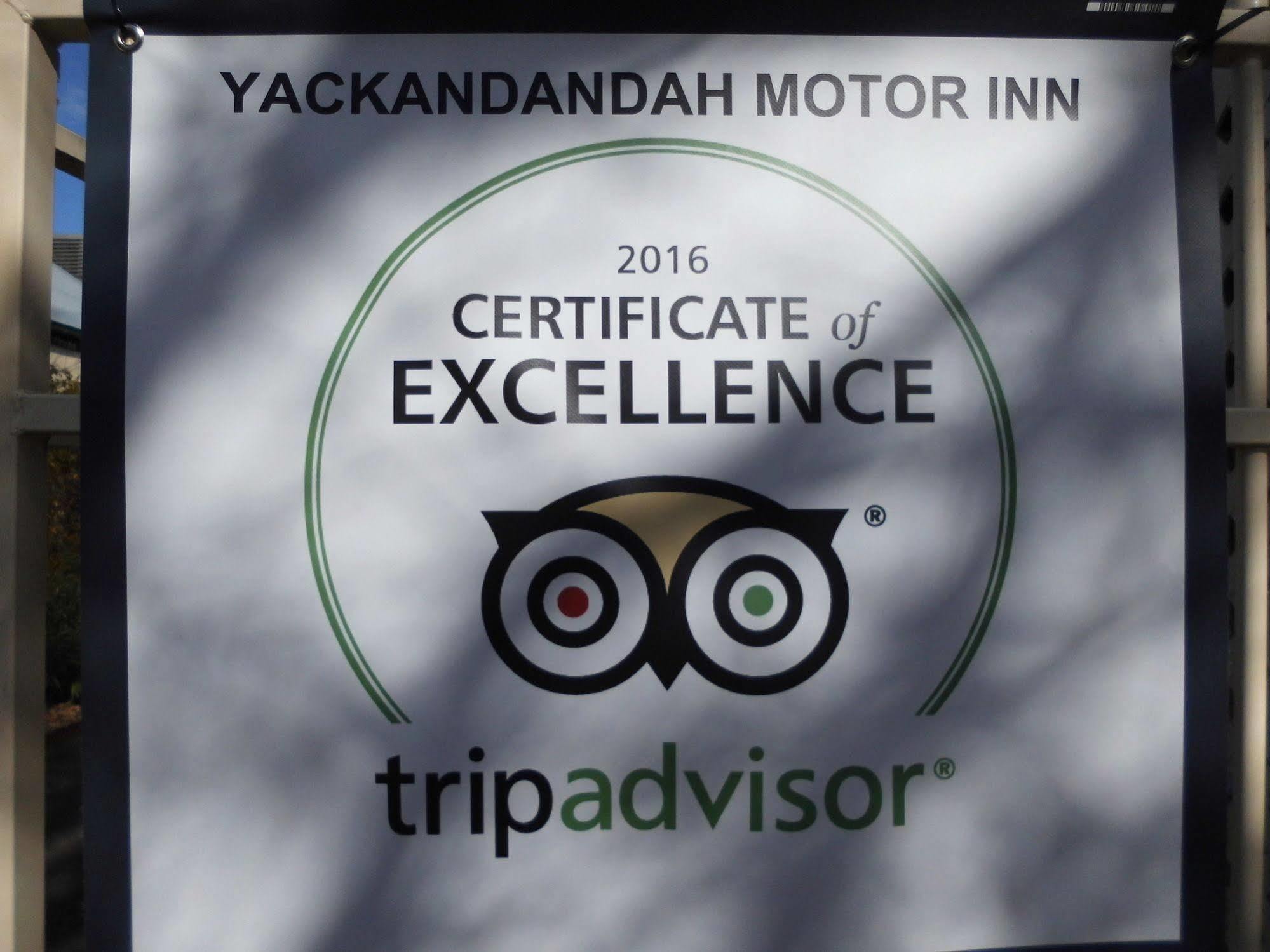 Yackandandah Central 外观 照片